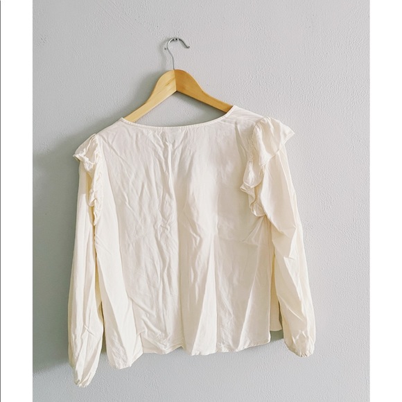 Ivory Shoulder Ruffle Blouse - Picture 5 of 6